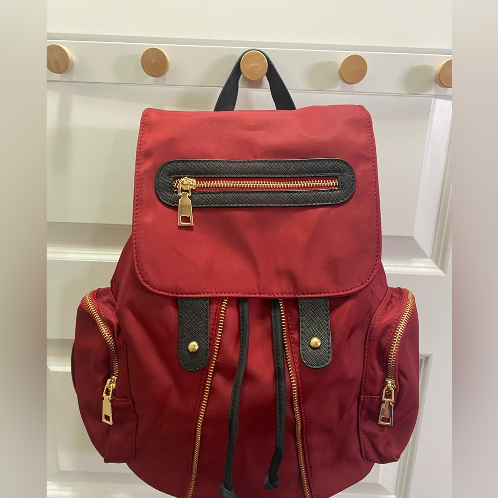 Olive Threadz Drawstring Bag - Picture 3 of 13